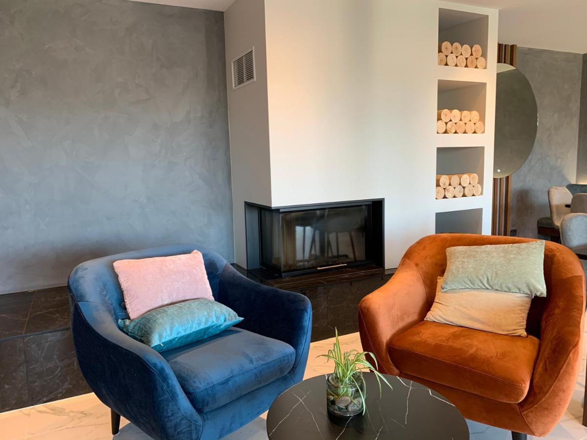 Galaxy Boutique Hotel بحيرة تيكابو المظهر الخارجي الصورة The interior of the lounge