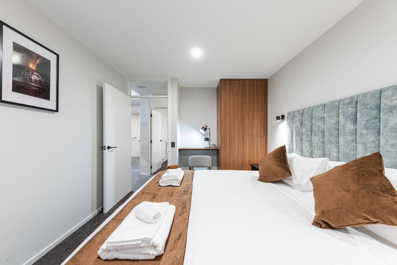 Galaxy Boutique Hotel بحيرة تيكابو المظهر الخارجي الصورة A bedroom at the hotel